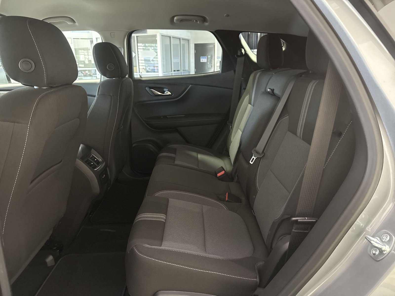 New 2026 Chevrolet Blazer LT w/ Convenience Package AWD/4WD image 25