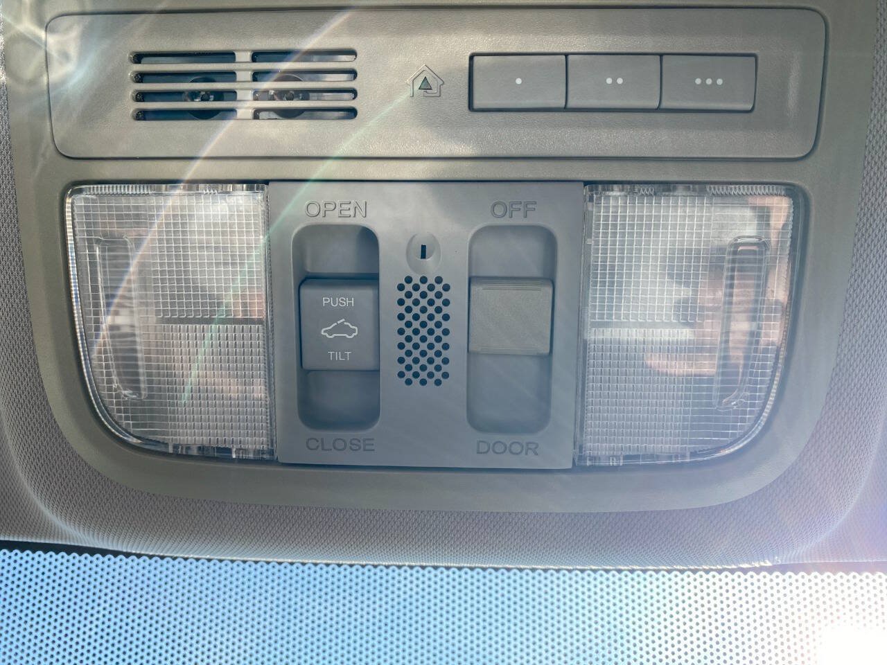 Used 2016 Honda Accord EX image 21