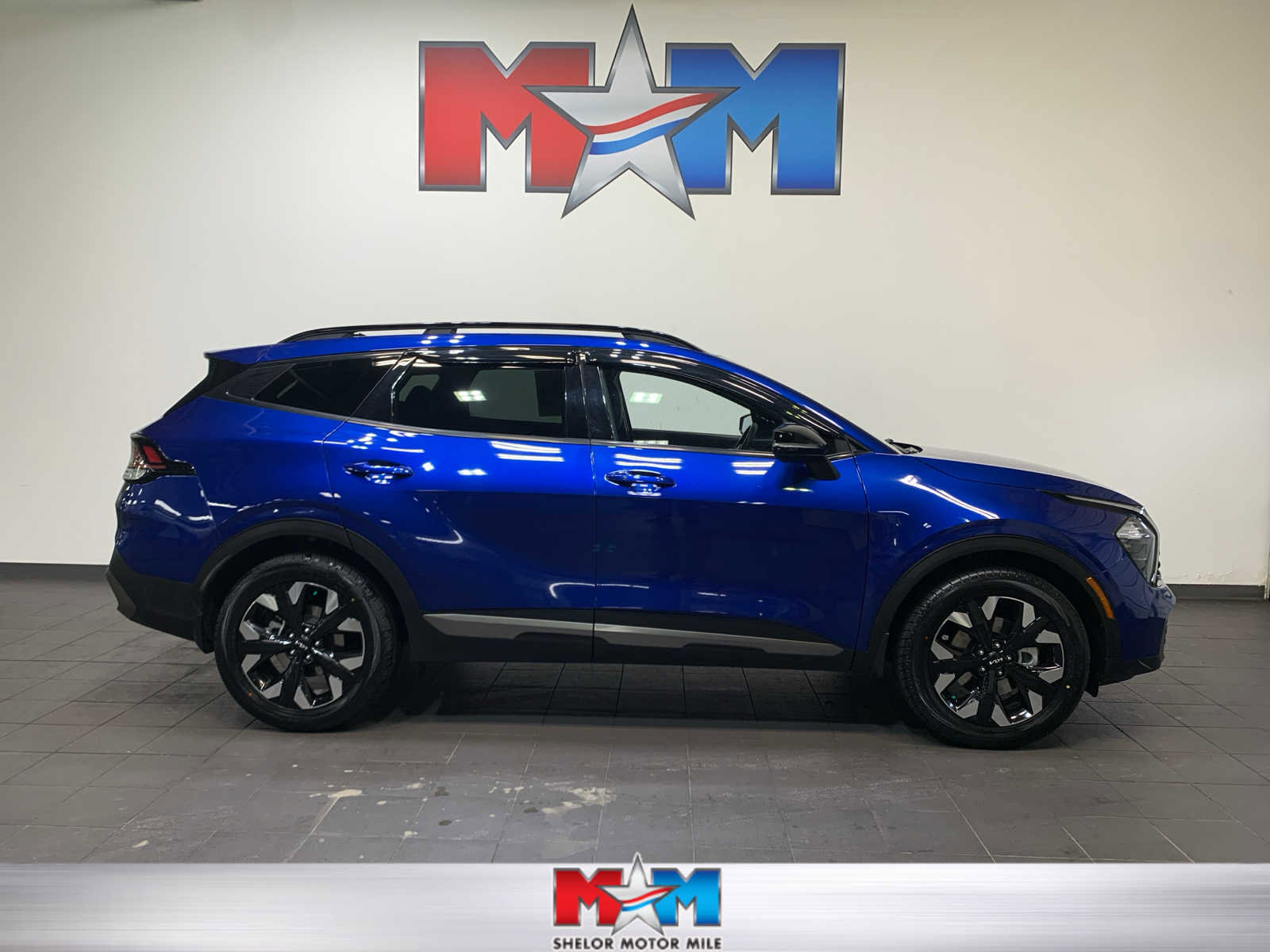 Used 2023 Kia Sportage X-Line w/ X-Line Premium Package image 1