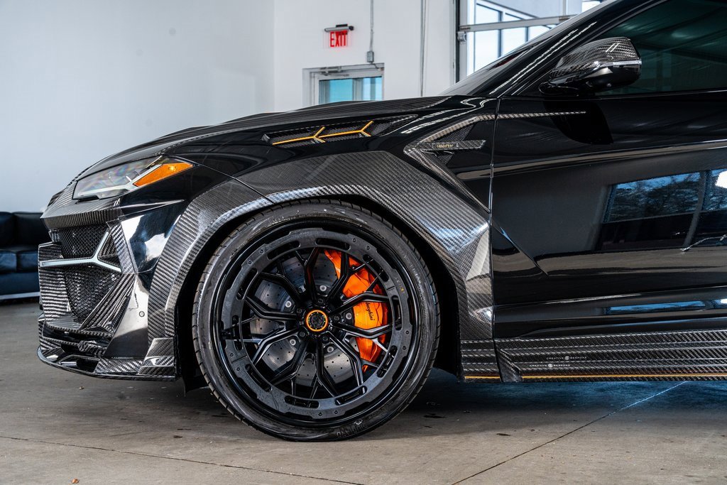 Used 2022 Lamborghini Urus image 9