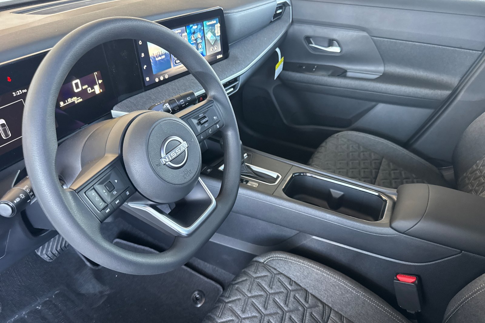 New 2027 Nissan Kicks SV w/ SV Premium Package AWD/4WD image 12