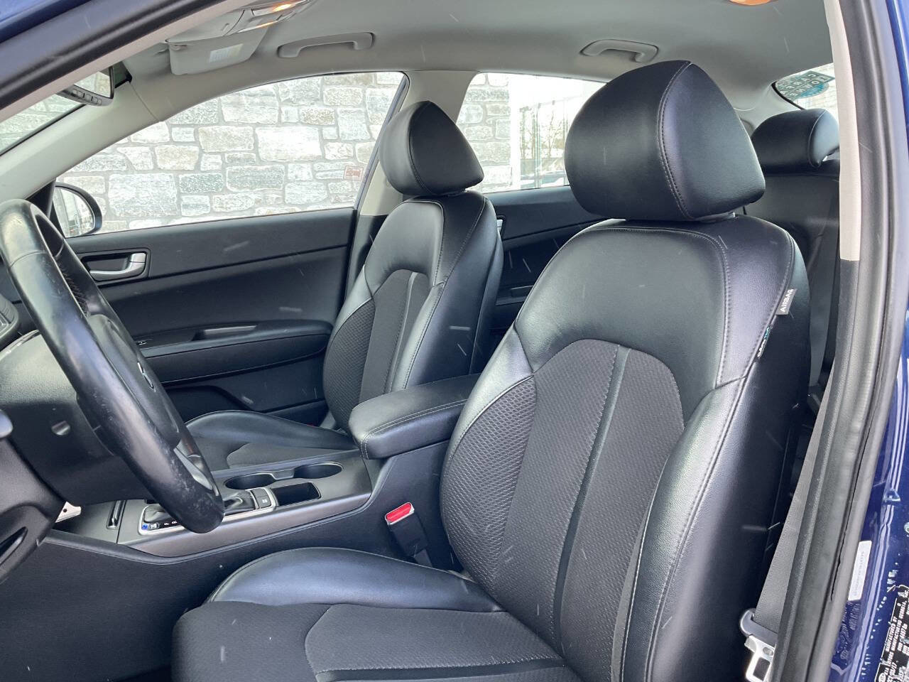 Used 2018 Kia Optima S image 15