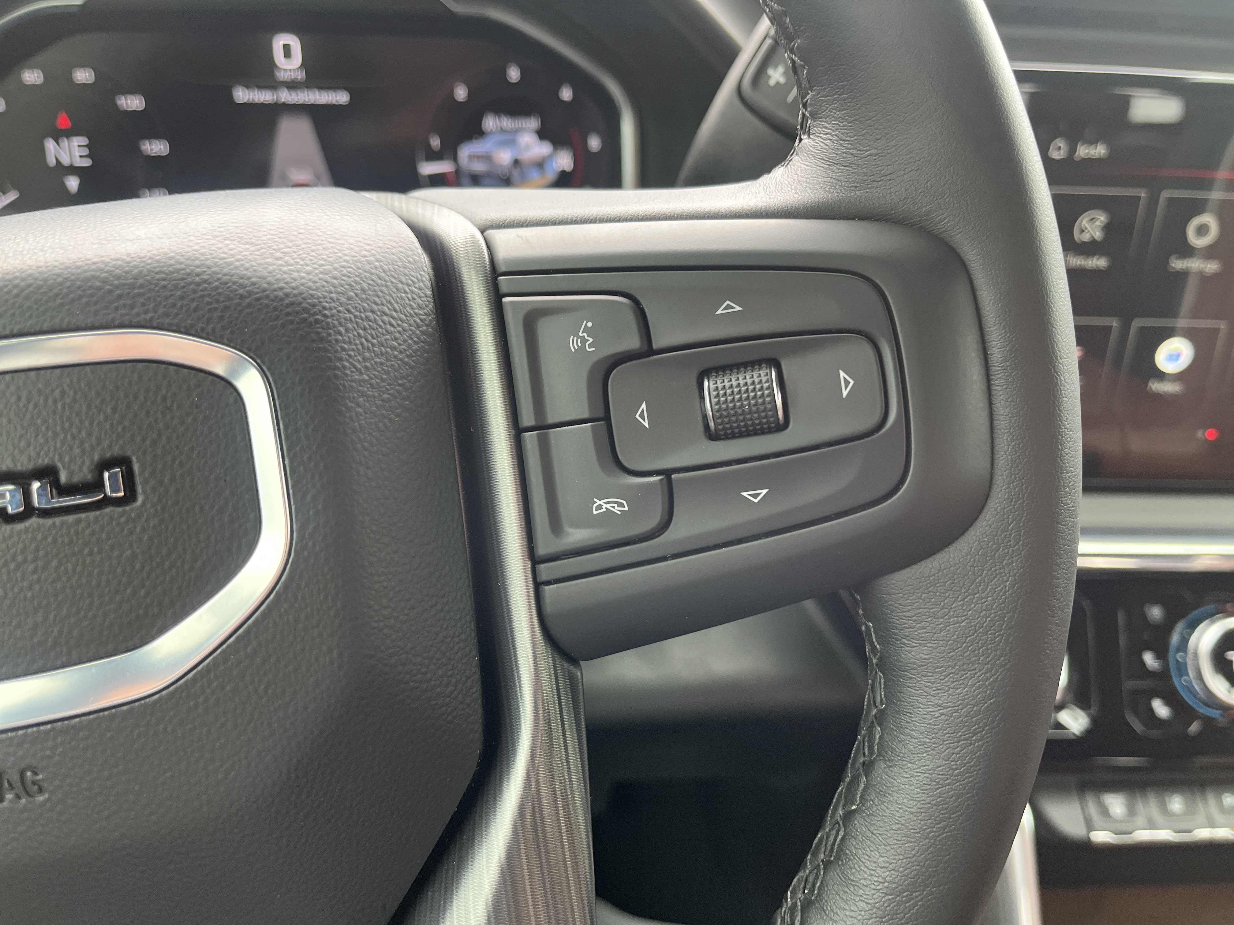 Used 2025 GMC Sierra 2500 Denali Ultimate AWD/4WD image 21