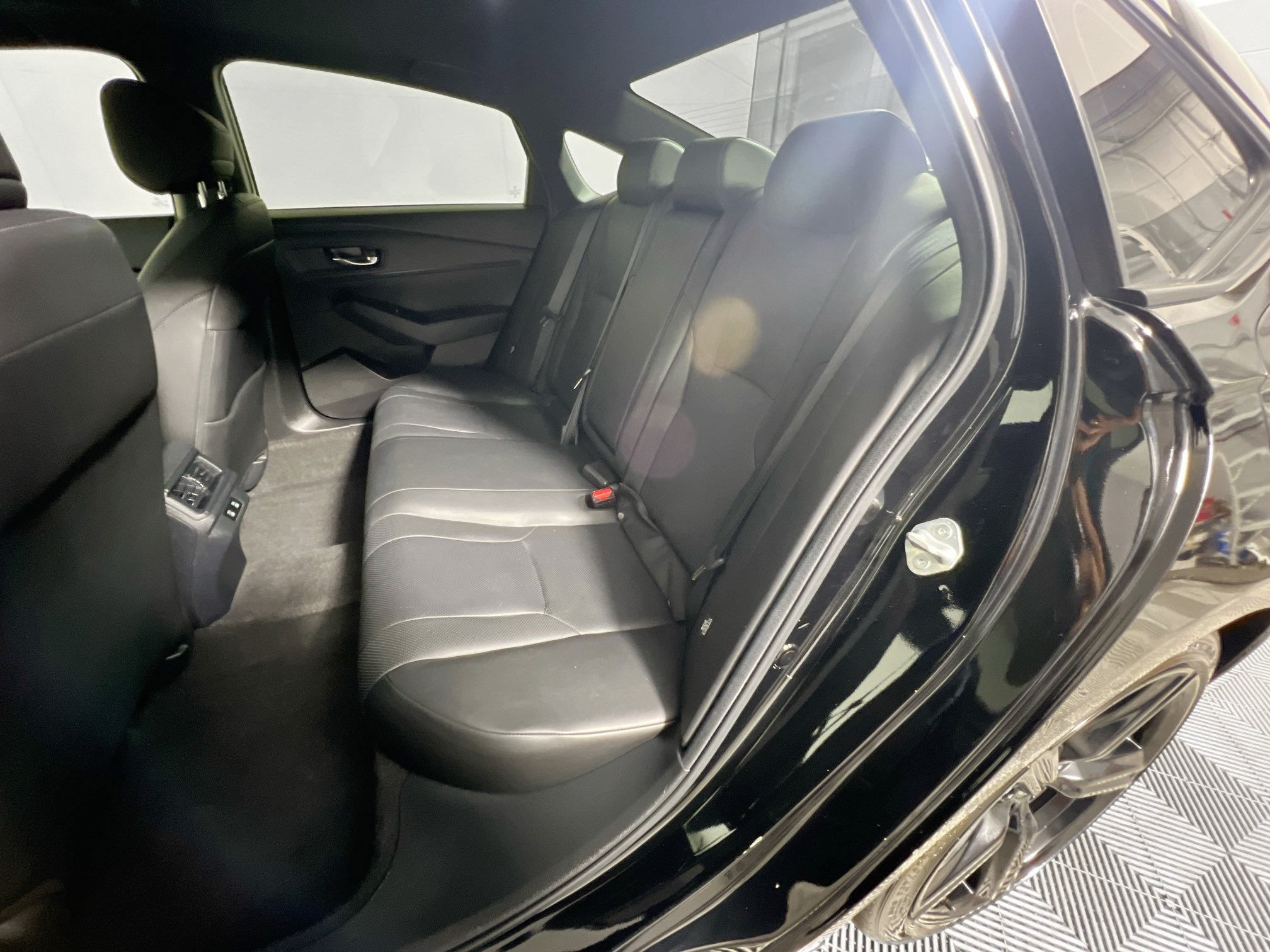 Used 2025 Honda Accord Sport image 29