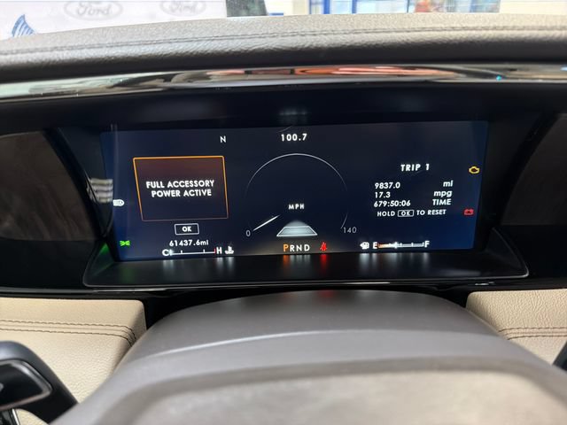 Used 2019 Lincoln Navigator Reserve AWD/4WD image 16