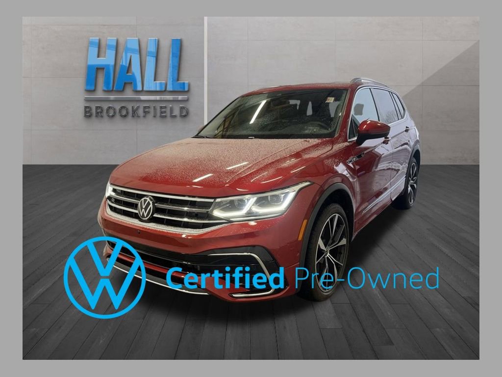 Certified 2024 Volkswagen Tiguan SEL R-Line image 1