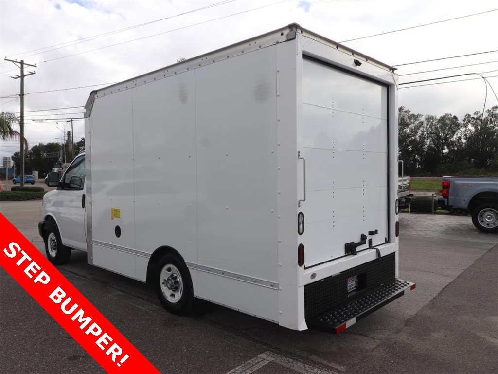 Used 2022 GMC Savana 3500 Work Van w/ Power Convenience Package image 7