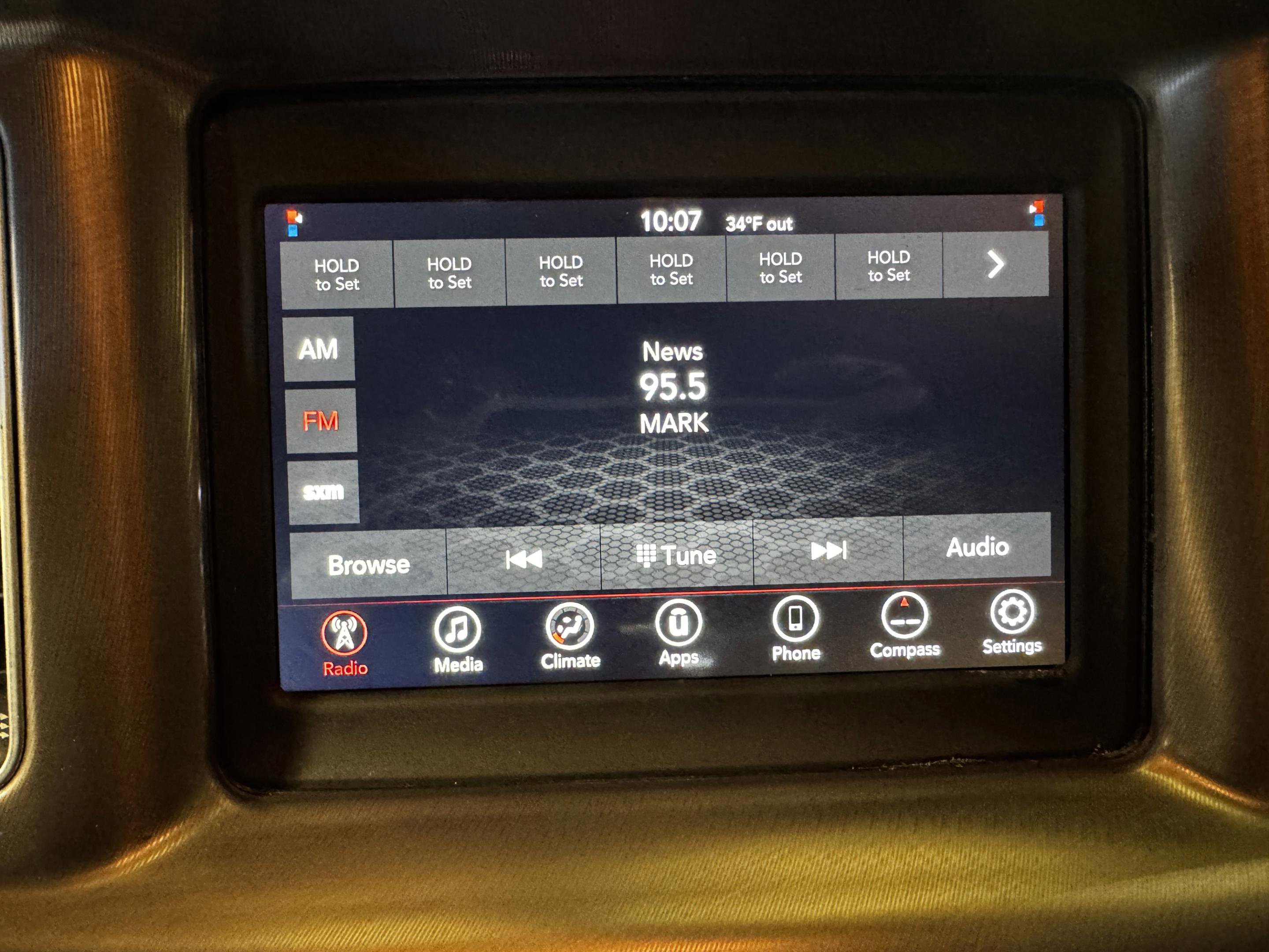 Used 2022 Dodge Charger SXT w/ Driver Convenience Group image 26