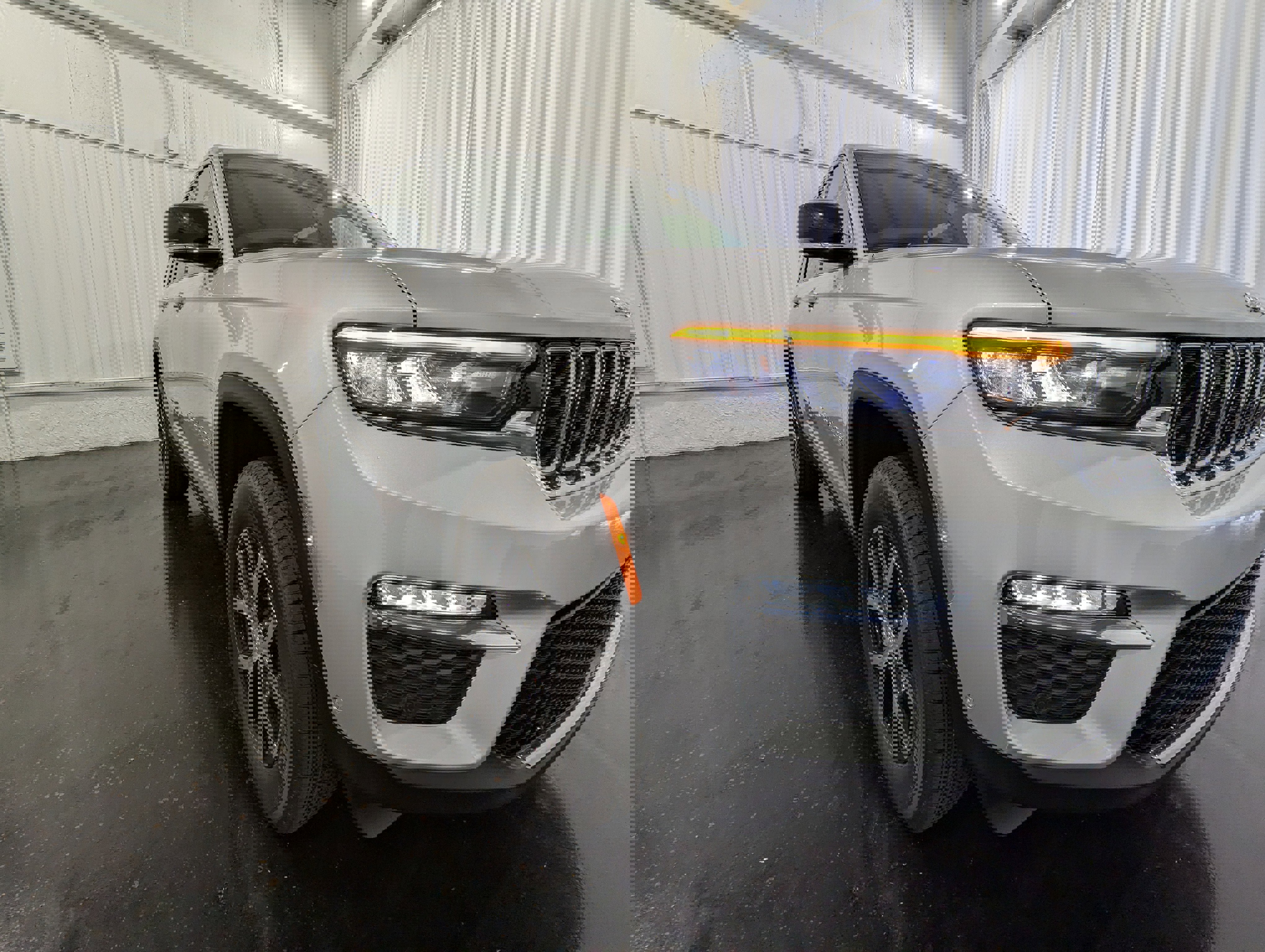 New 2025 Jeep Grand Cherokee Limited w/ Luxury Tech Group II image 5