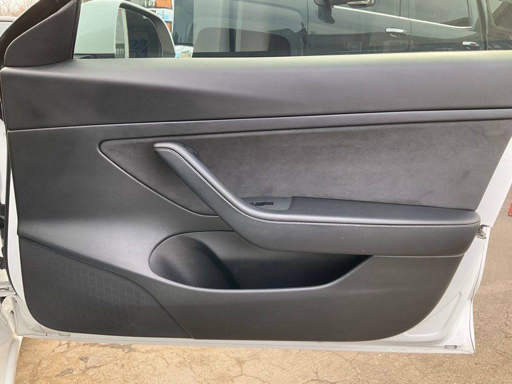 Used 2021 Tesla Model 3 Standard Range Plus RWD image 70