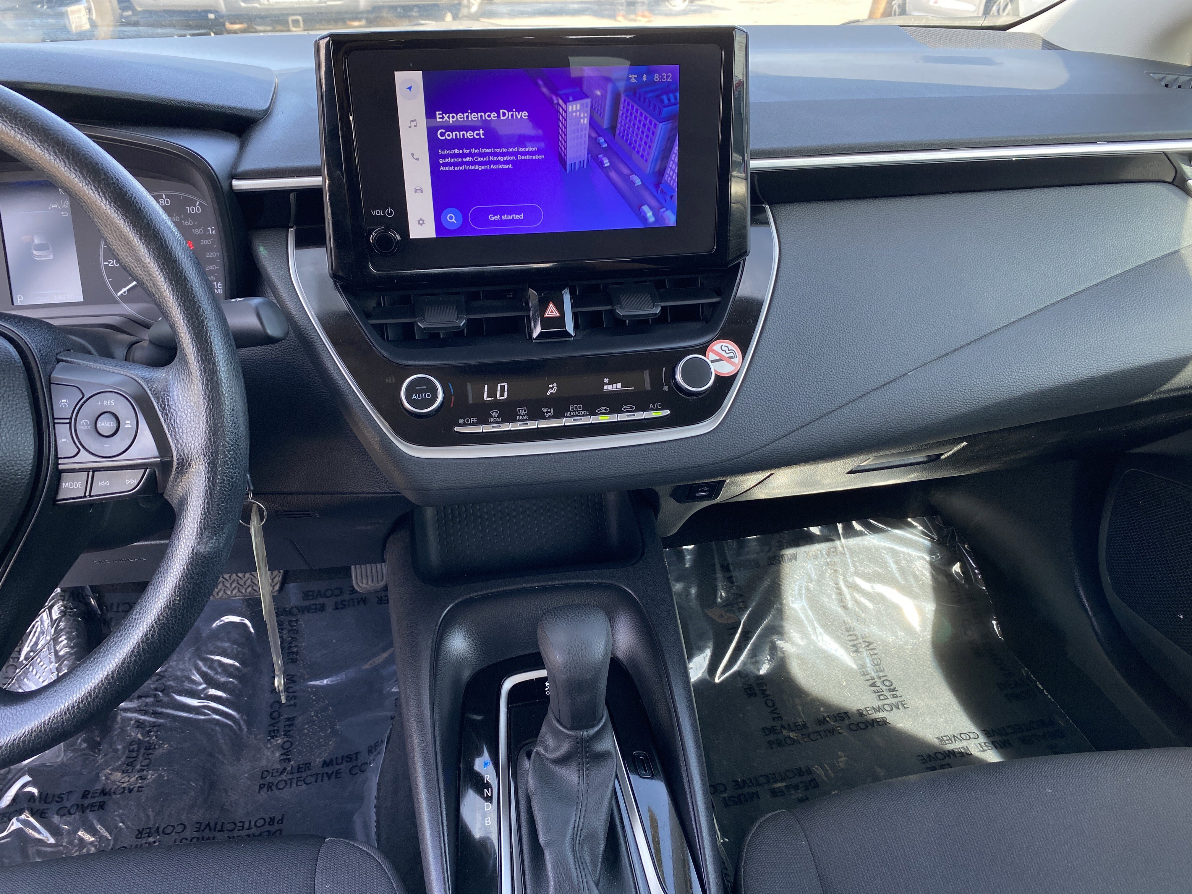 Used 2025 Toyota Corolla LE image 13