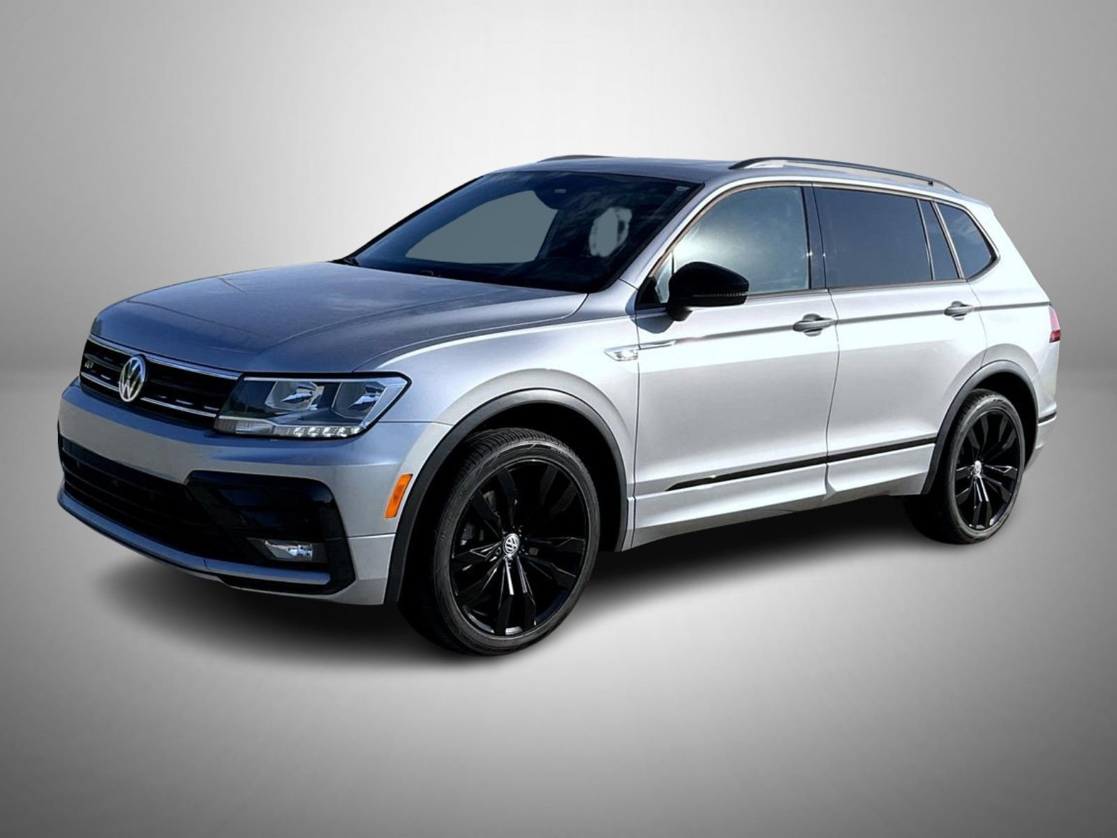Used 2020 Volkswagen Tiguan SE R-Line FWD image 1
