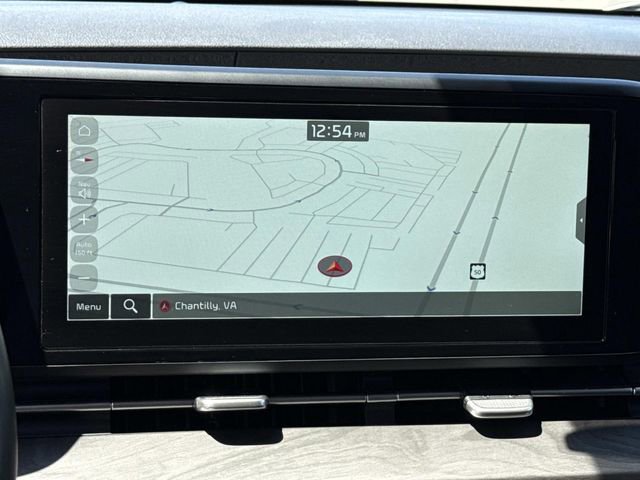 Used 2024 Kia Carnival EX FWD image 19