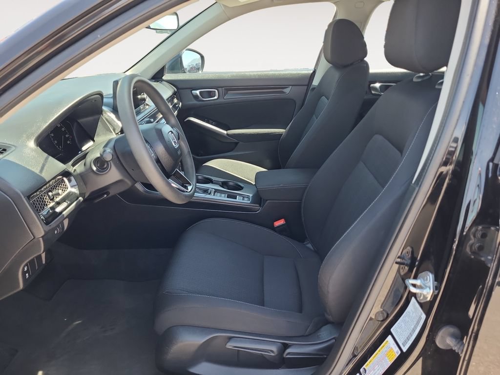 Used 2023 Honda Civic LX image 9