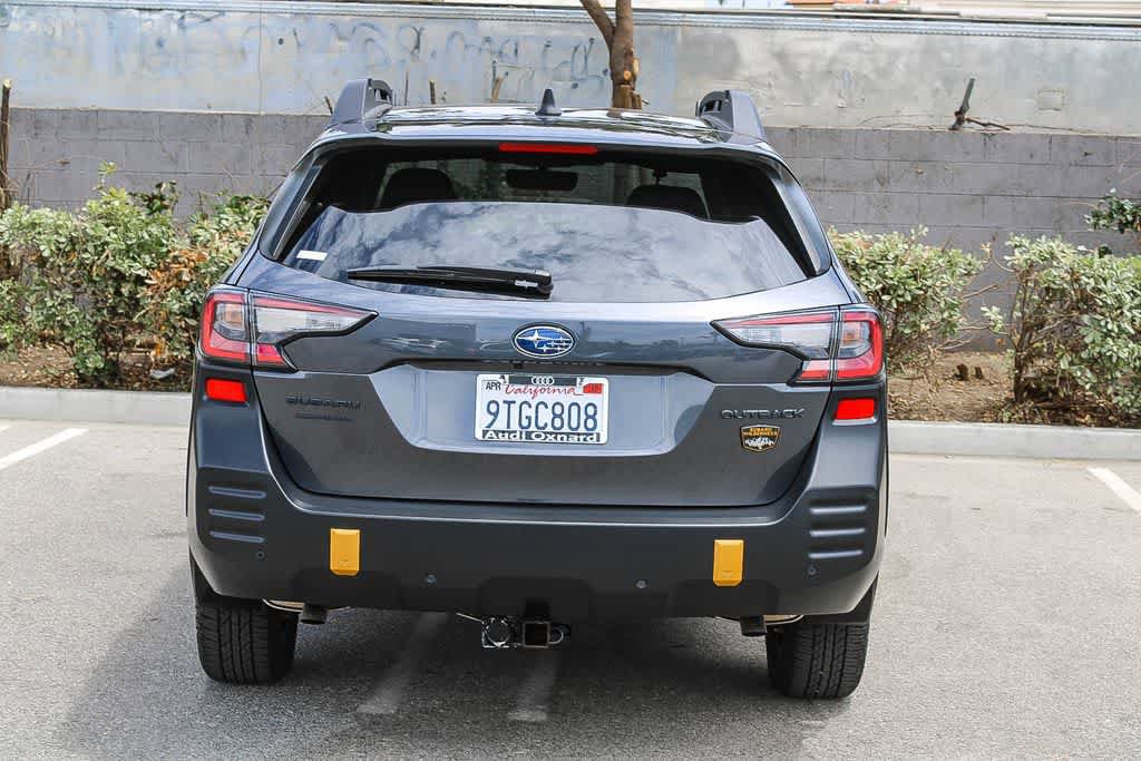 Used 2025 Subaru Outback Wilderness w/ Wilderness Package AWD/4WD image 9