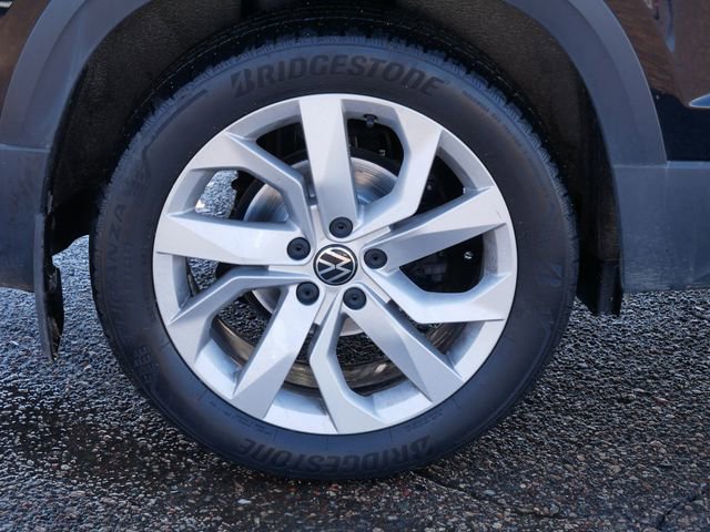 Certified 2023 Volkswagen Taos S w/ IQ Drive S Package image 9