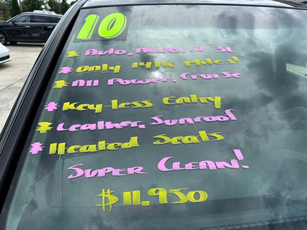 Used 2010 Acura RDX SH-AWD w/ Technology Package image 2