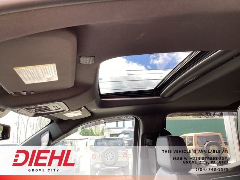 Used 2022 Chevrolet Silverado 1500 High Country w/ High Country Premium Package image 21