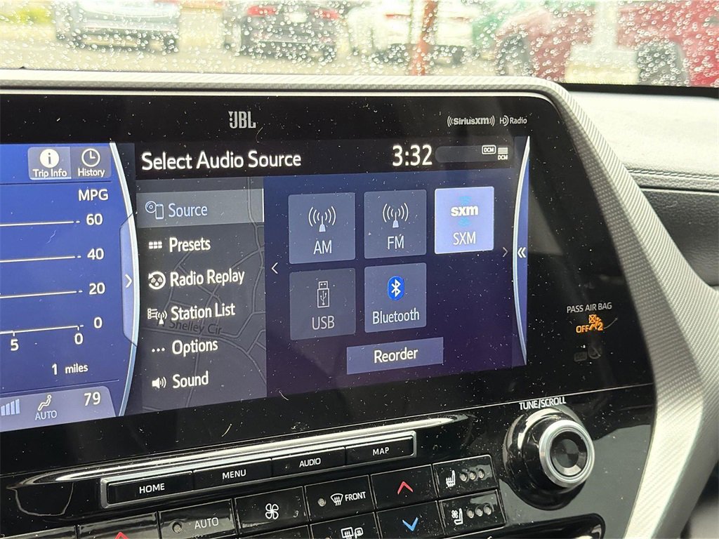 Used 2020 Toyota Highlander Platinum image 15