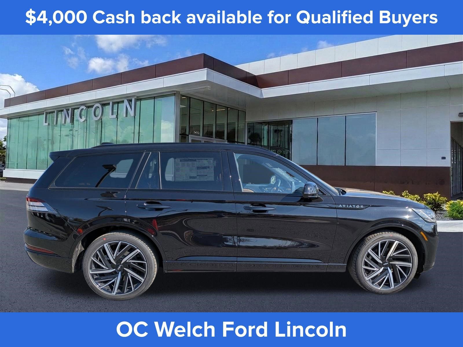 New 2026 Lincoln Aviator Black Label w/ Jet Appearance Package AWD/4WD image 2
