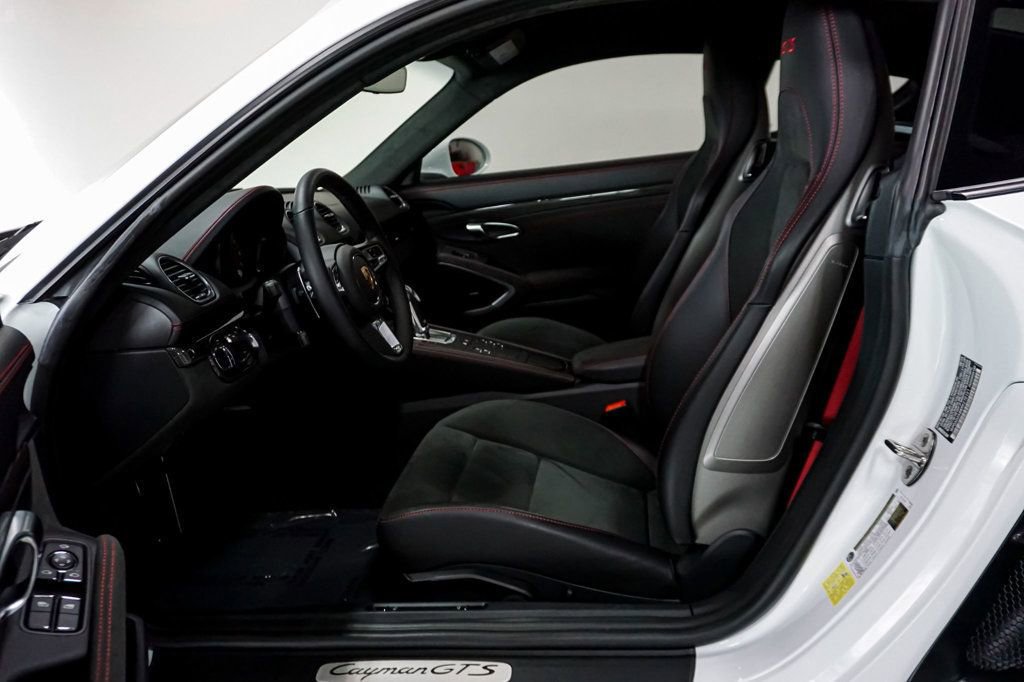 Used 2024 Porsche 718 Cayman GT4 image 8