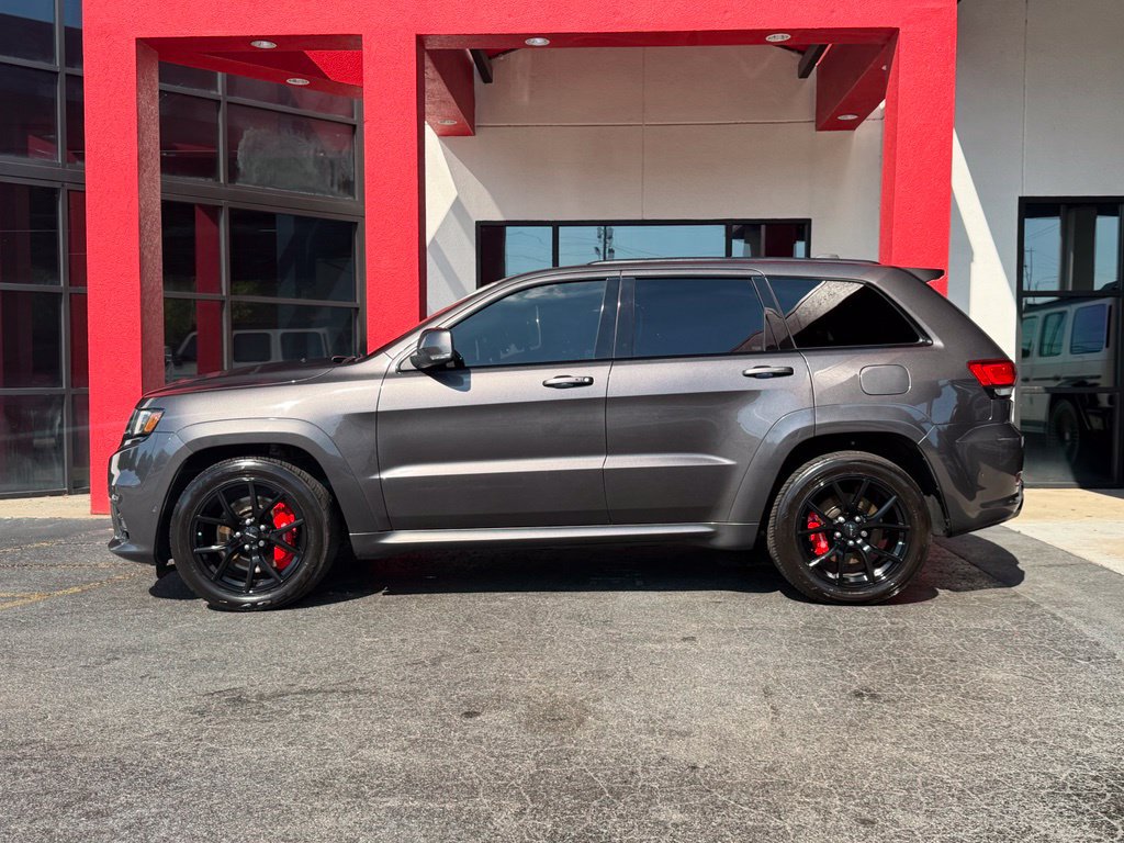 Used 2020 Jeep Grand Cherokee SRT AWD/4WD image 8
