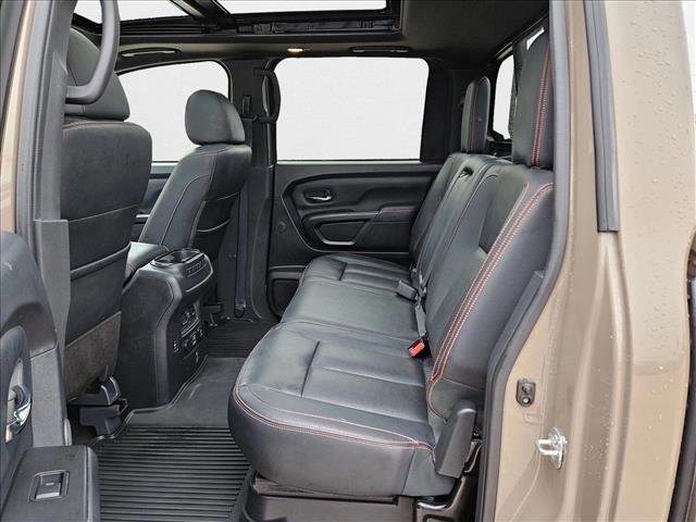 Used 2024 Nissan Titan PRO-4X w/ Pro-4x Convenience Package image 21