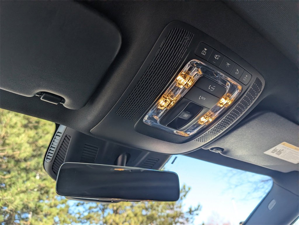 Used 2022 Mercedes-Benz GLA 250 4MATIC image 35