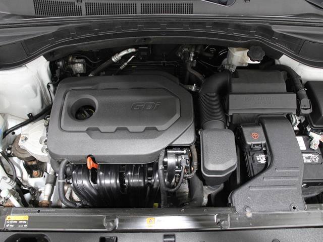 Used 2017 Hyundai Santa Fe Sport image 19