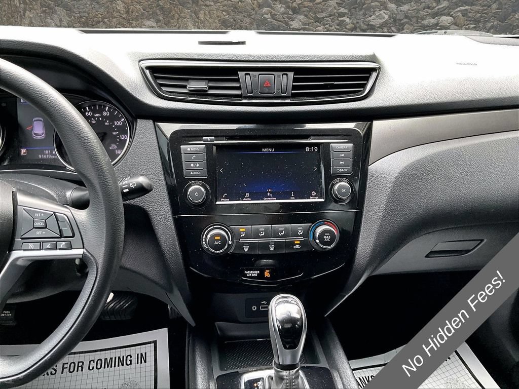 Used 2020 Nissan Rogue Sport S FWD image 6