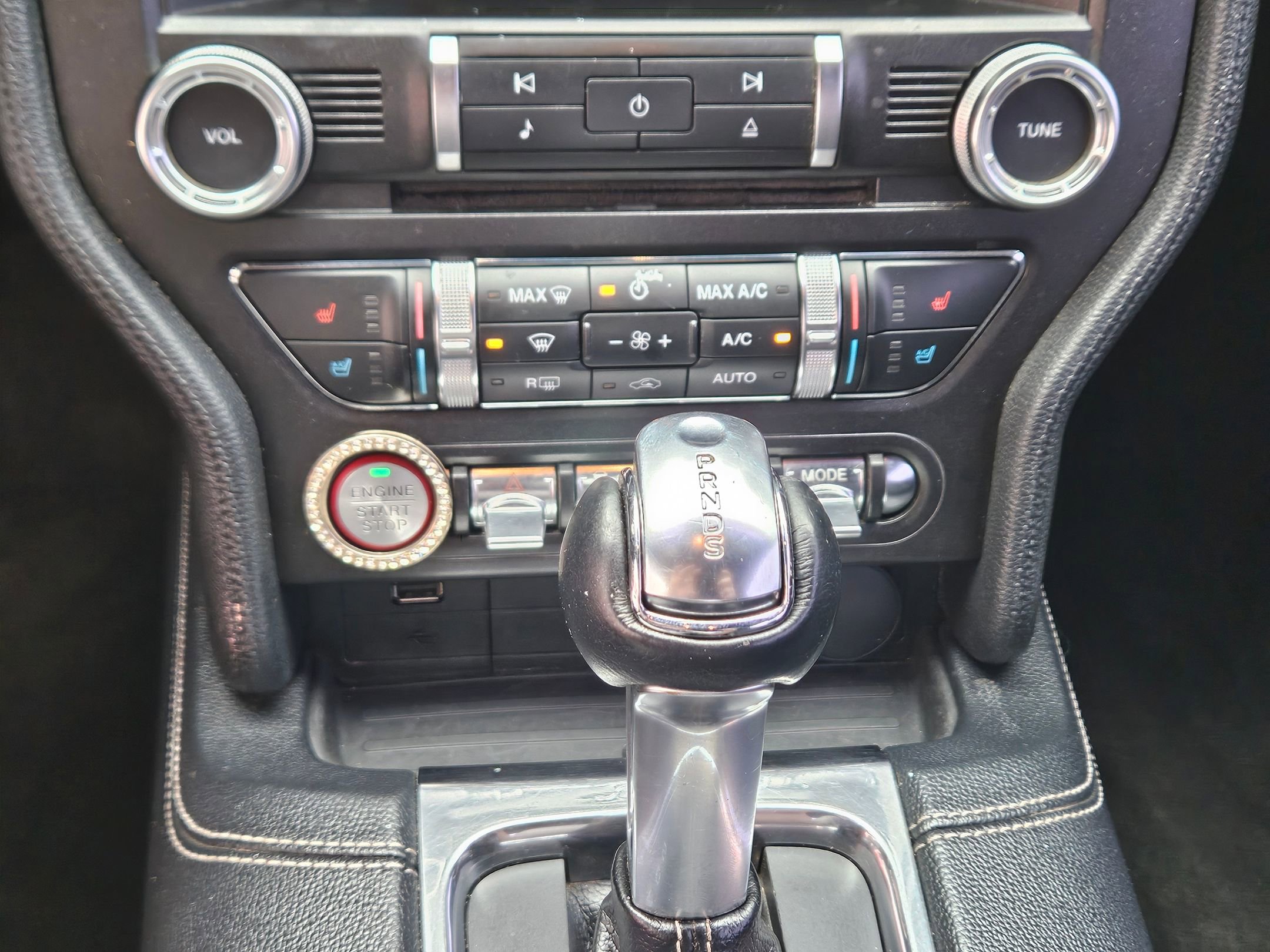 Used 2018 Ford Mustang Premium w/ Equipment Group 201A image 14