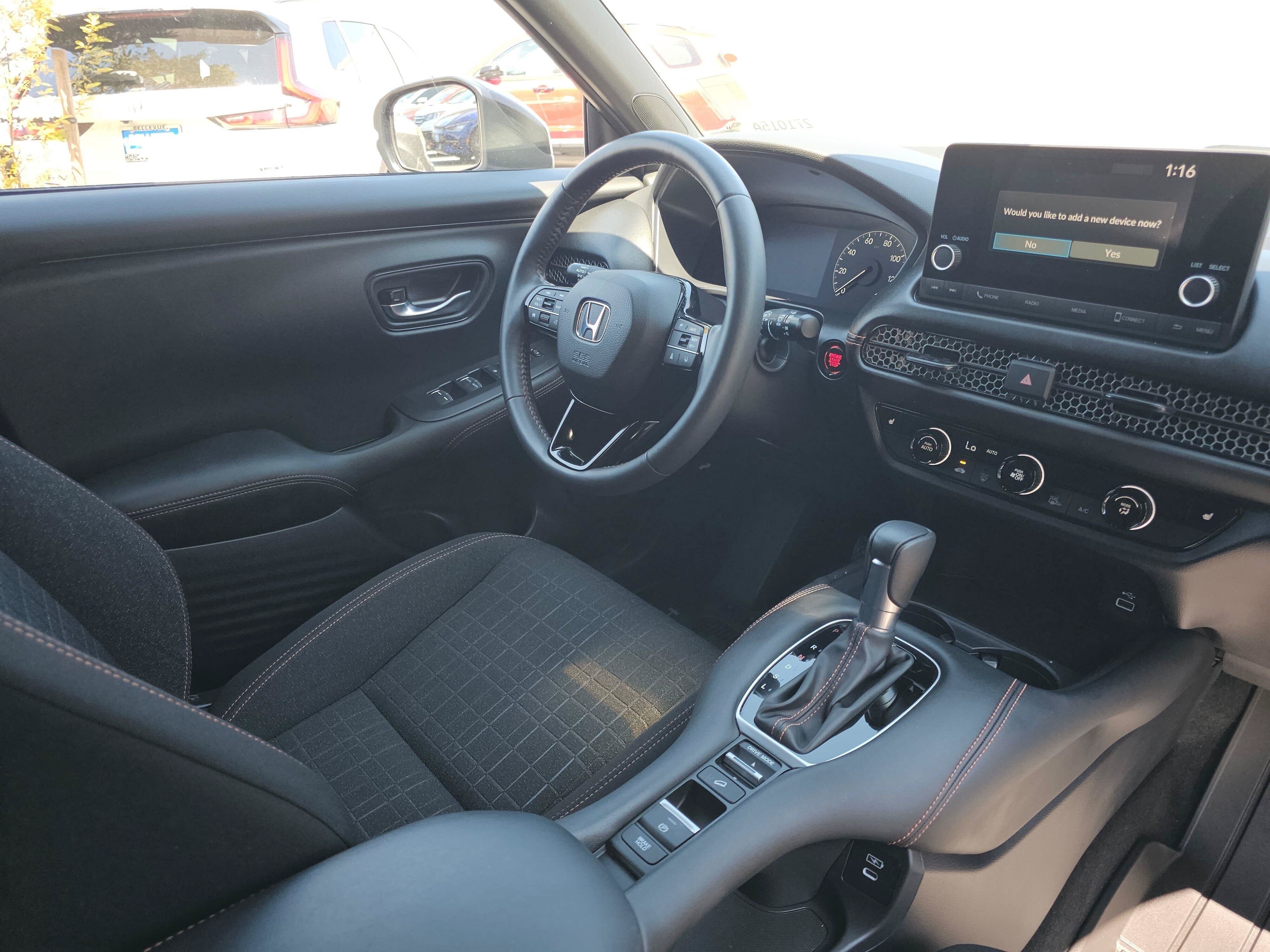 Used 2024 Honda HR-V Sport image 10
