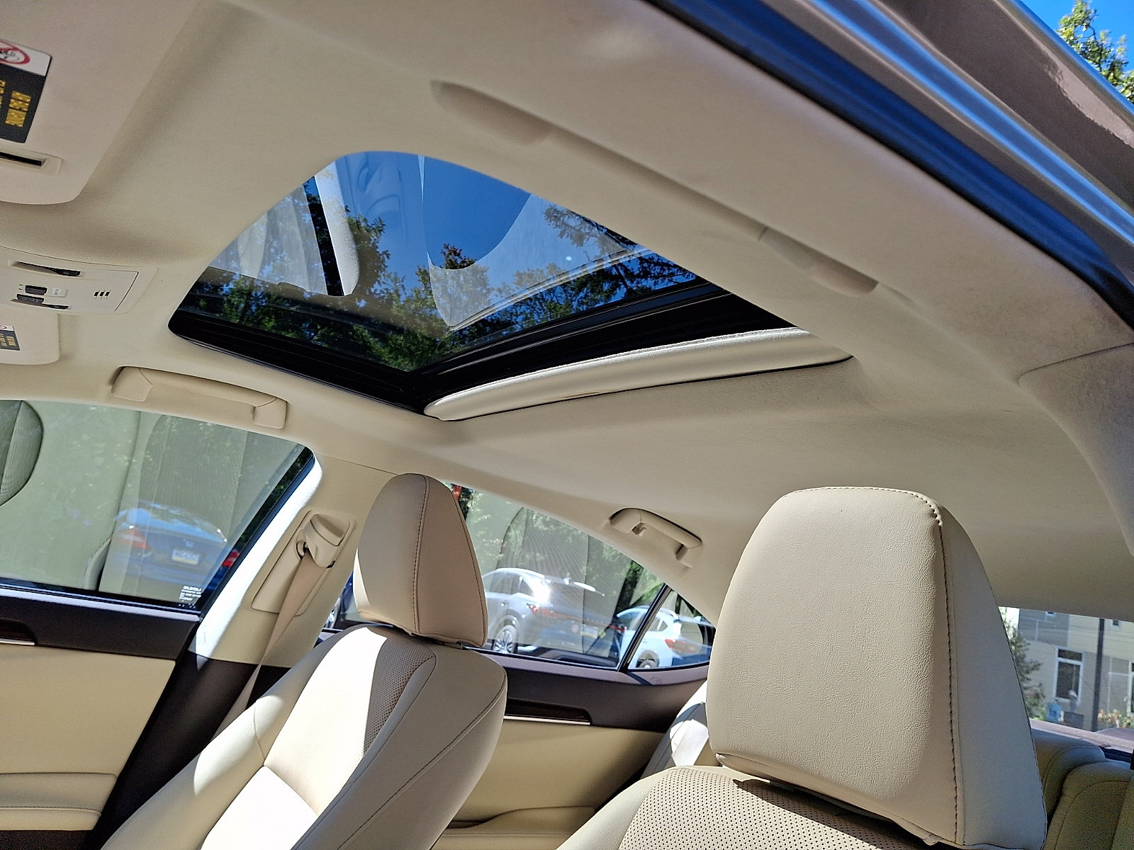 Used 2018 Lexus ES 350 w/ Navigation System Package FWD image 15