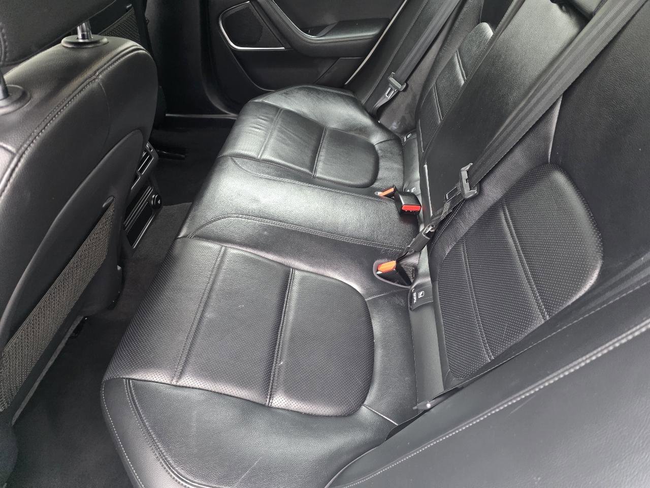 Used 2020 Jaguar XE S image 12