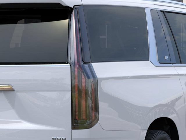 New 2026 Cadillac Escalade ESV Platinum Luxury w/ LPO, Radiant Package AWD/4WD image 11