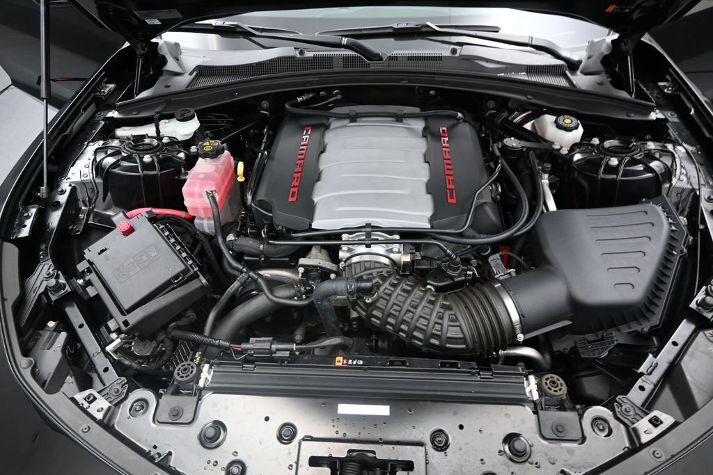 Used 2023 Chevrolet Camaro SS RWD image 13