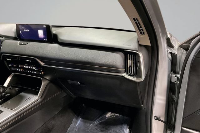 Certified 2024 MAZDA CX-90 Plug-In Hybrid w/ Premium Pkg AWD/4WD image 17