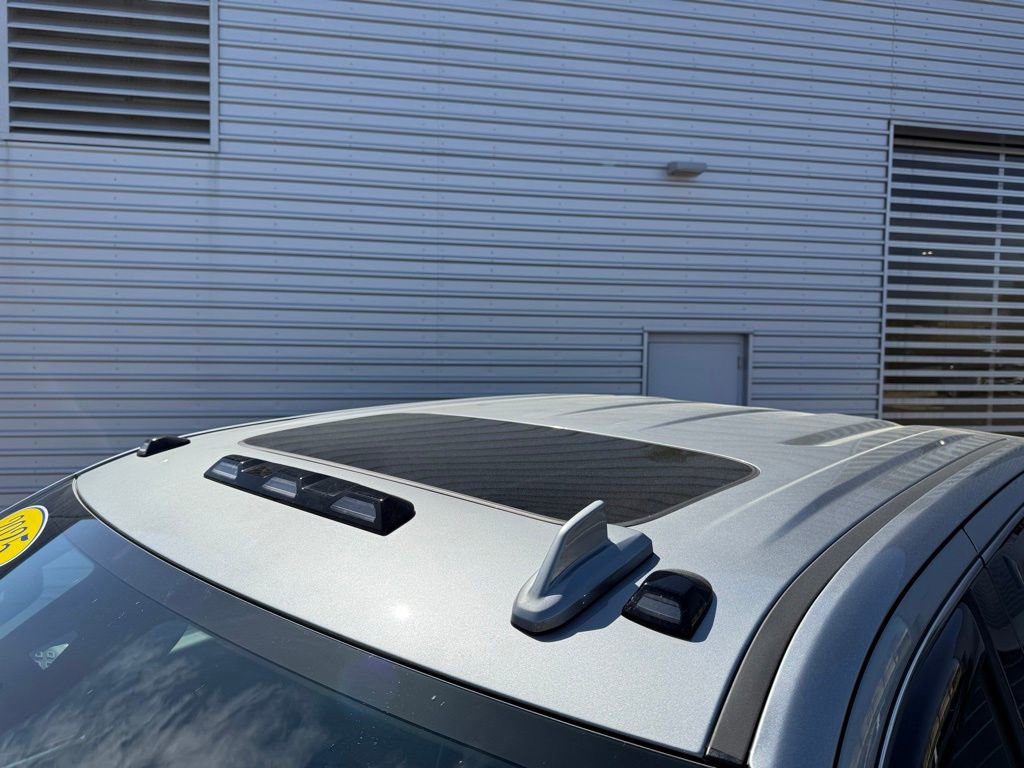 Used 2025 GMC Sierra 2500 Denali Ultimate image 11