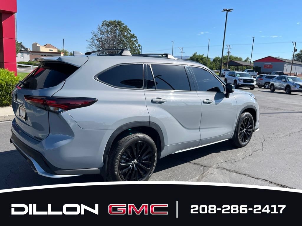 Used 2025 Toyota Highlander XSE AWD/4WD image 5