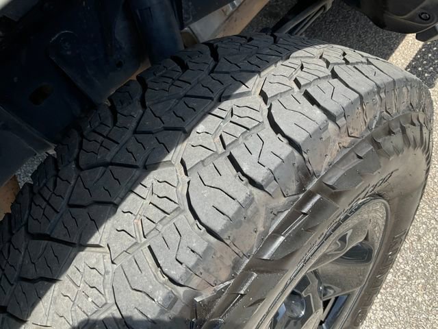 Used 2022 Toyota Tacoma SR w/ SR Convenience Package image 14