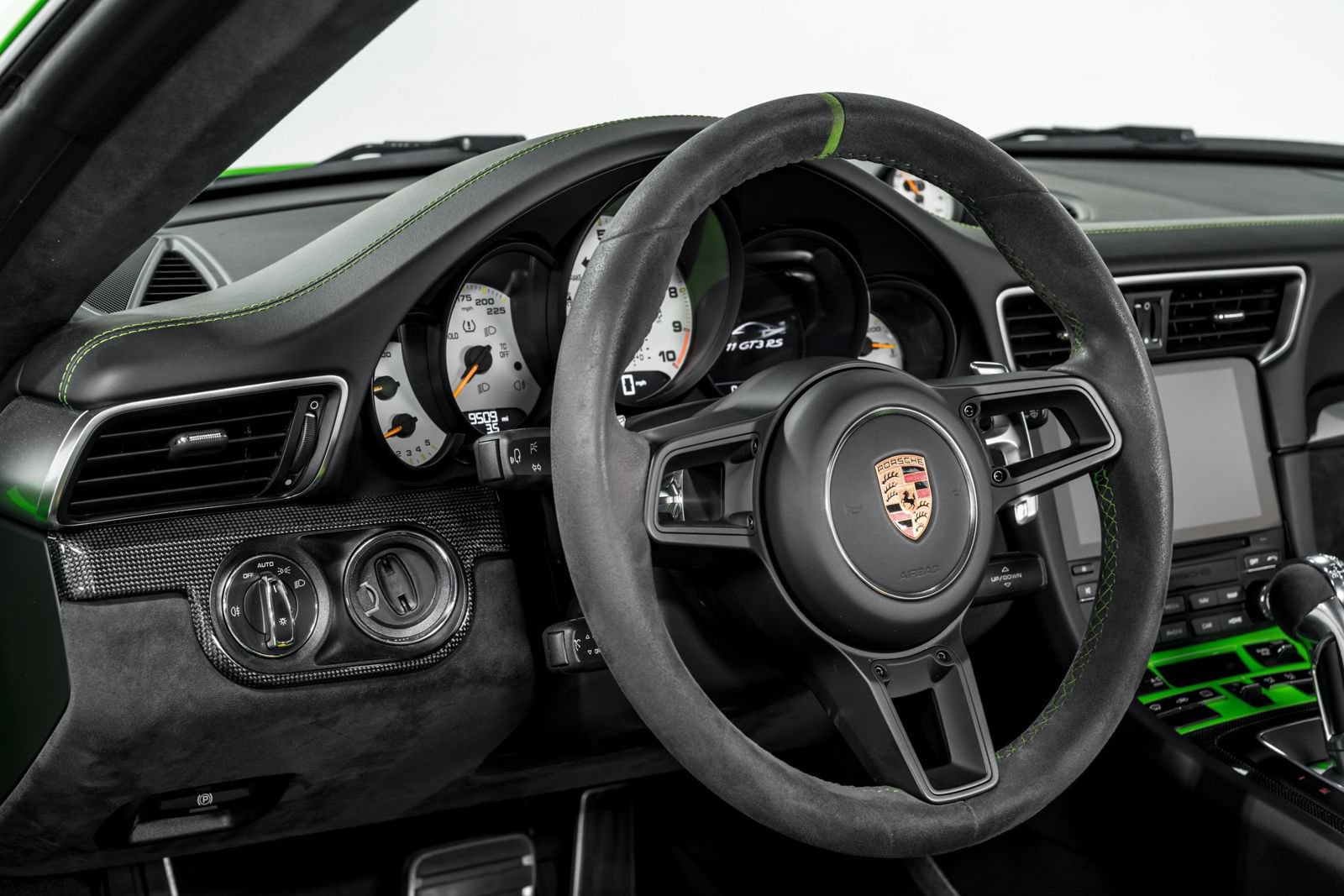 Used 2019 Porsche 911 GT3 RS RWD image 14