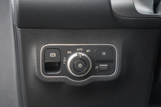 New 2026 Mercedes-Benz GLB 250 4MATIC image 42