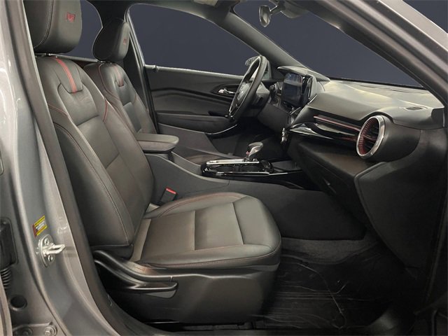 Used 2025 Chevrolet Trax RS w/ Sunroof Package image 15
