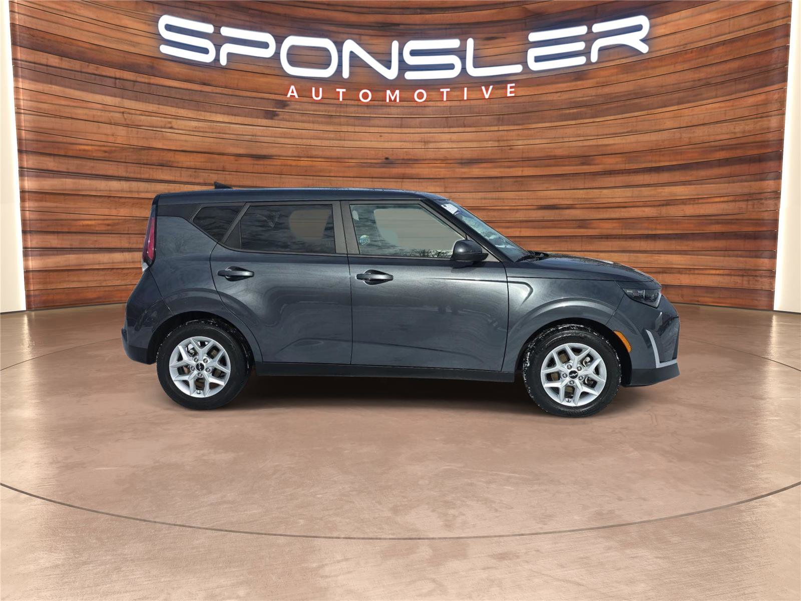 Used 2023 Kia Soul LX w/ Option Group 015 image 6