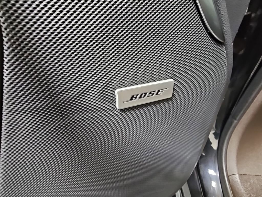 Used 2021 GMC Yukon Denali w/ Denali Premium Package image 35