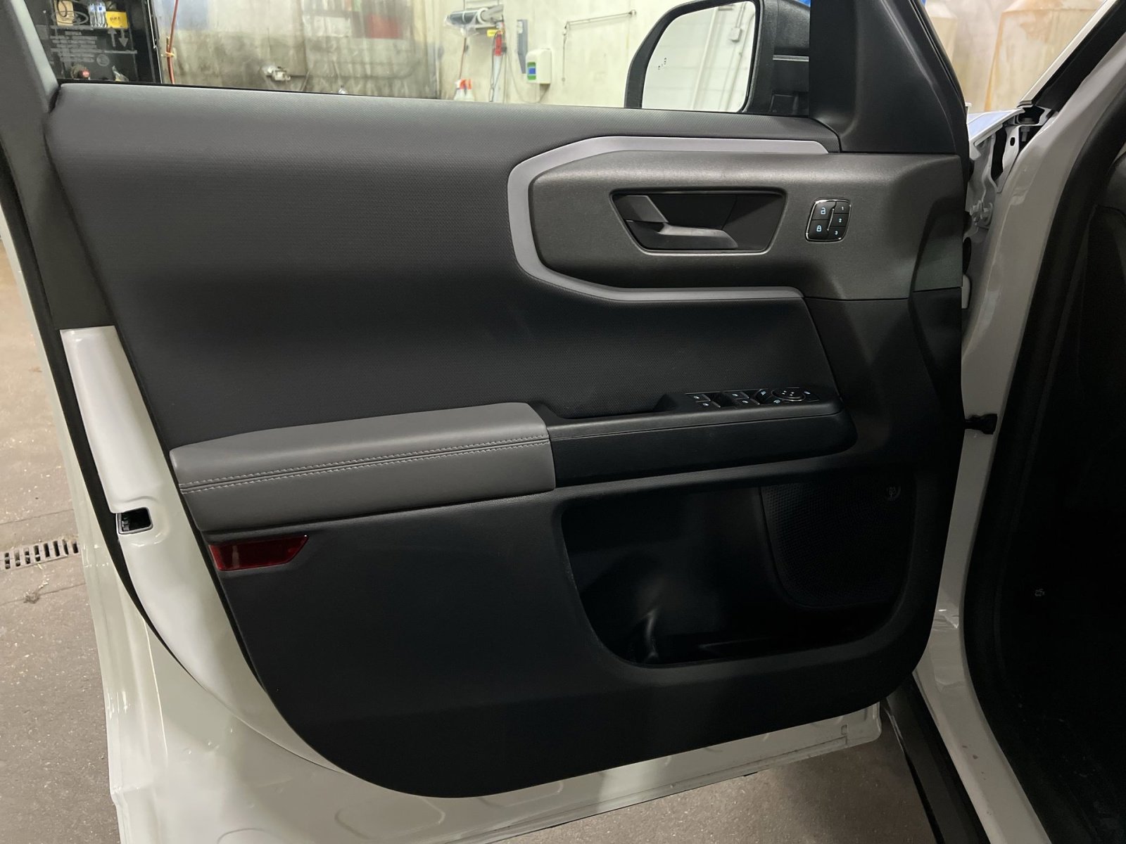 New 2025 Ford Bronco Sport Badlands w/ Badlands Tech Package AWD/4WD image 14