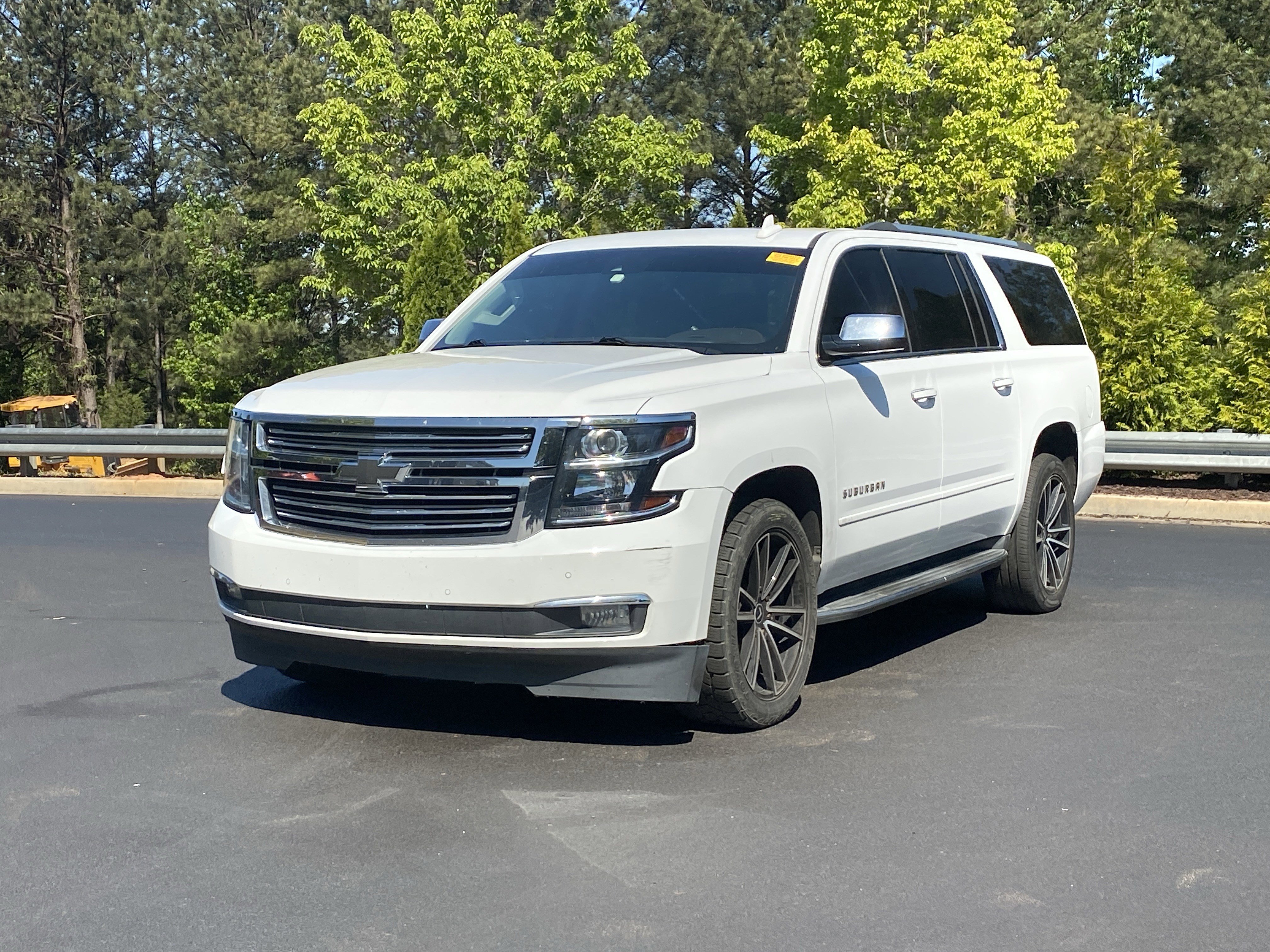 Used 2017 Chevrolet Suburban Premier RWD image 13
