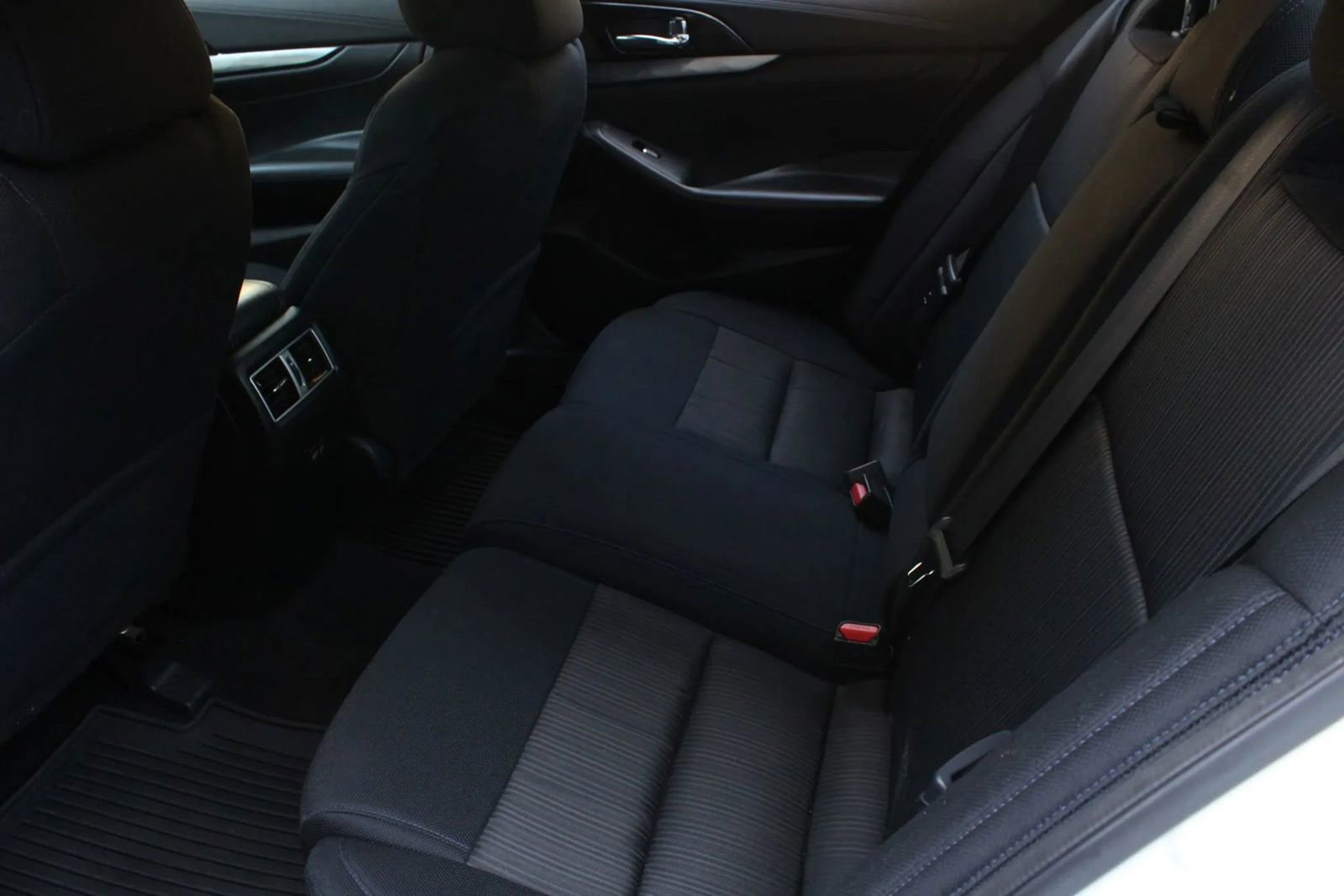 Used 2020 Nissan Maxima 3.5 S w/ Floor Mat Group FWD image 19