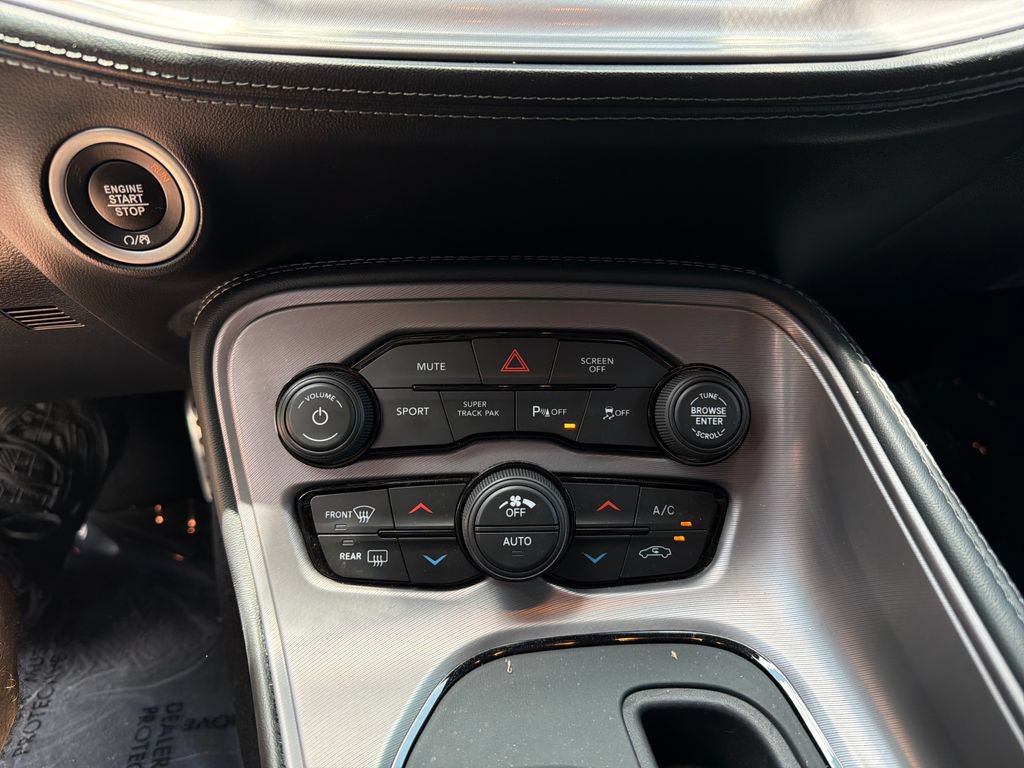 Used 2023 Dodge Challenger R/T w/ Plus Package RWD image 27