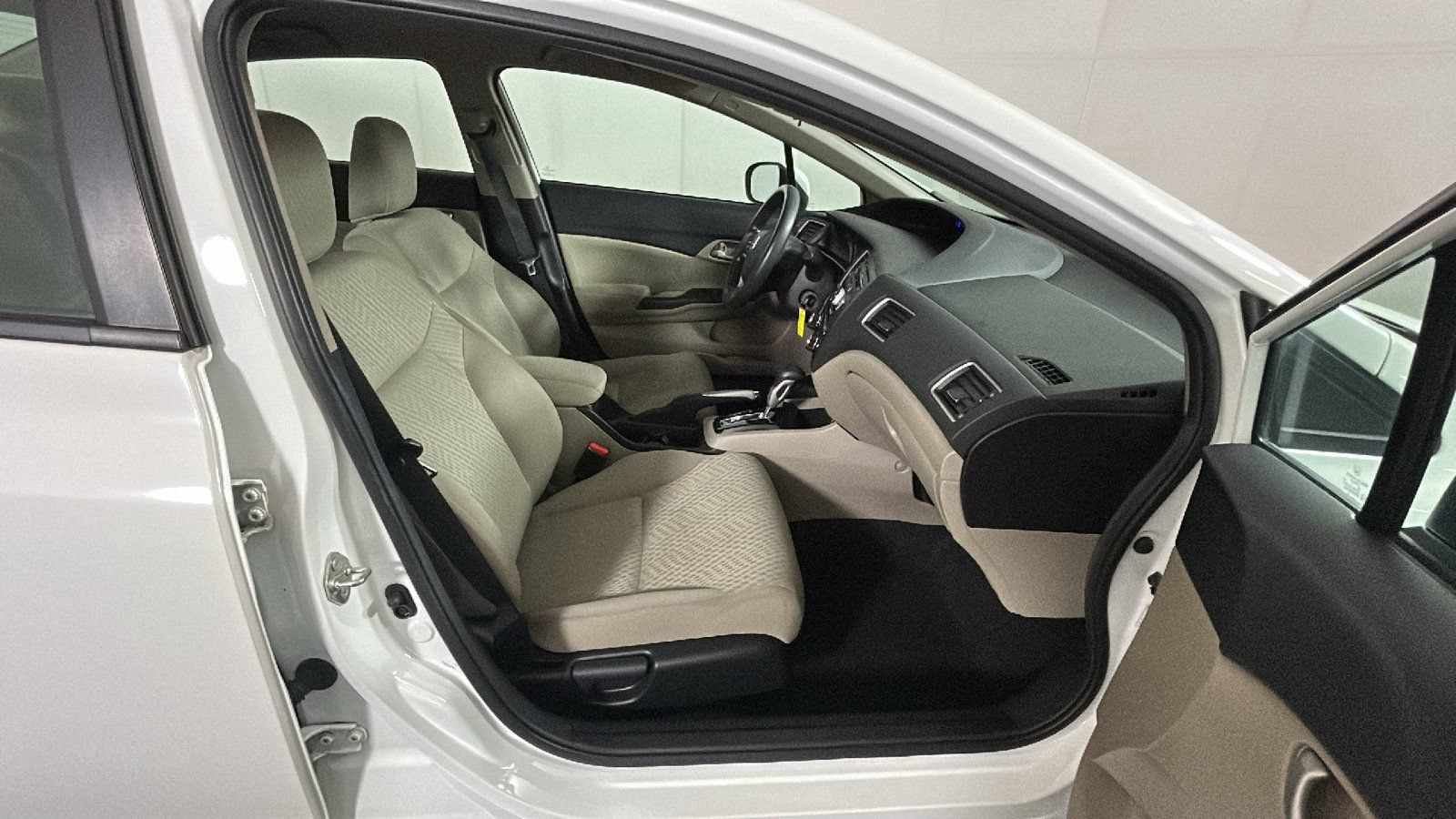 Used 2015 Honda Civic LX image 31